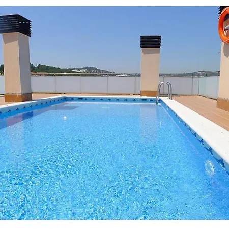 Seahomes Vacations, Beach&pool, In Fenals * リョレート・デ・マル