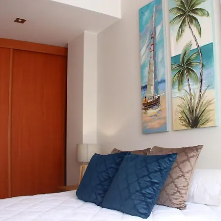 Apartament Seahomes Vacations, Beach&pool, In Fenals *