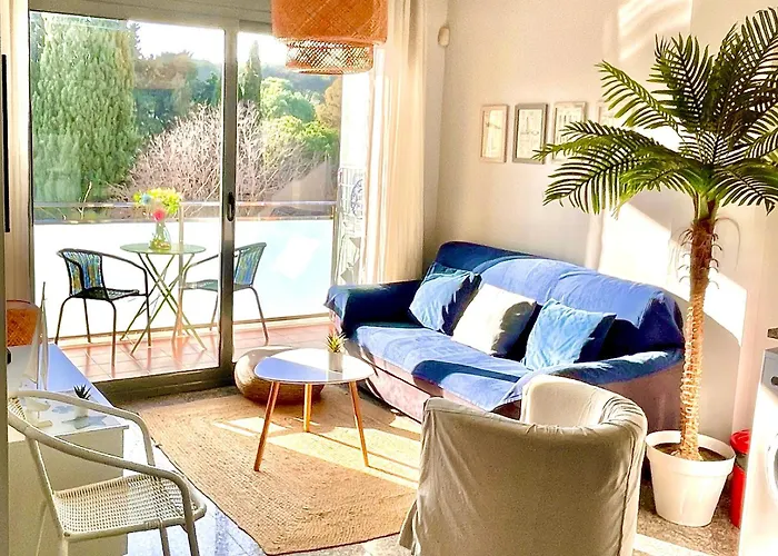Apartman Beach&pool, Boutique With Free Parking, Full Equipped In Fenals